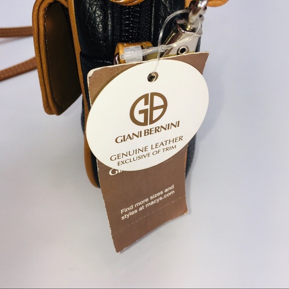 Giani Bernini Crossbody Clutch Belt Bag
Softy Core - Picture 13 of 14